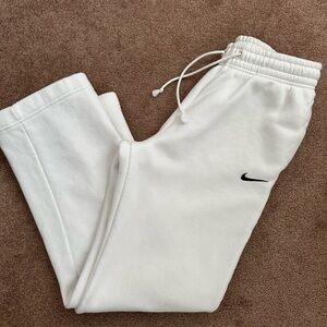 Women’s Nike Sportswear Phoenix Fleece Pant Mid-Rise Sail / Black
